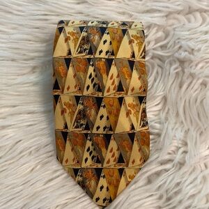 Yves Saint Lauren Man Tie please see all photos 100% silk